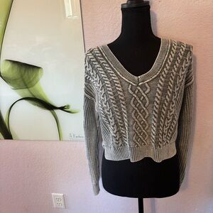 crop sweater size XS